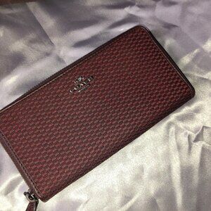 Coach Legacy Jacquard Accordion Zip Wallet in Oxblood. Like New